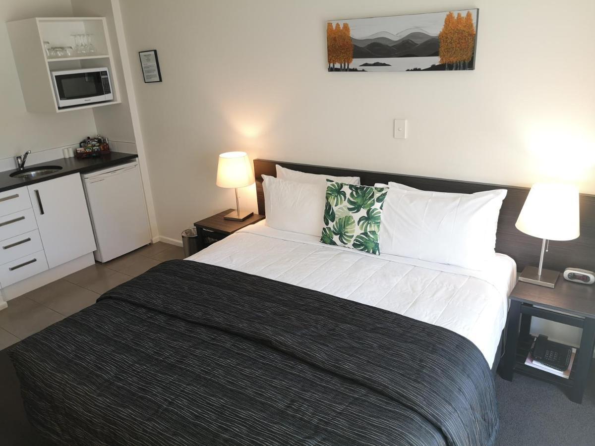 Airport Palms Motel Крайстчерч Екстер'єр фото