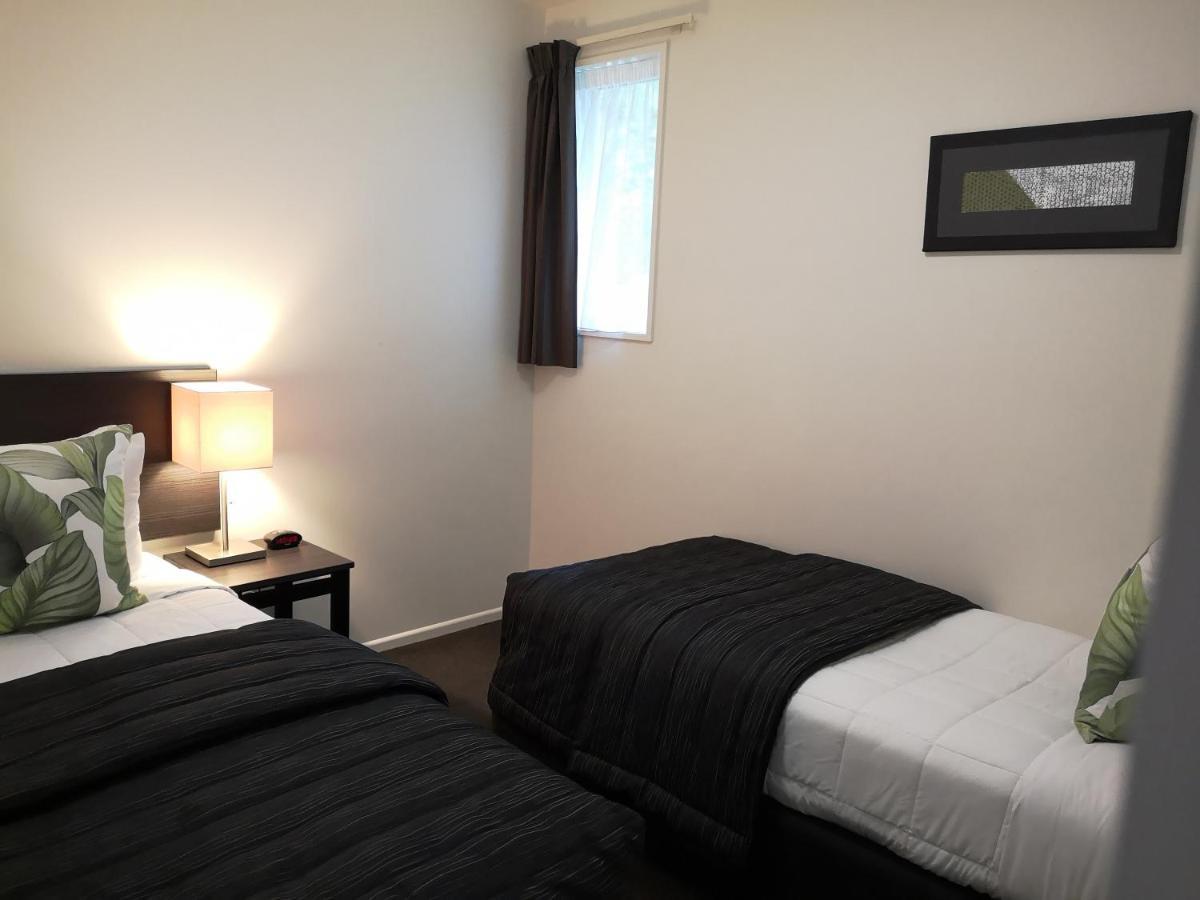 Airport Palms Motel Крайстчерч Екстер'єр фото