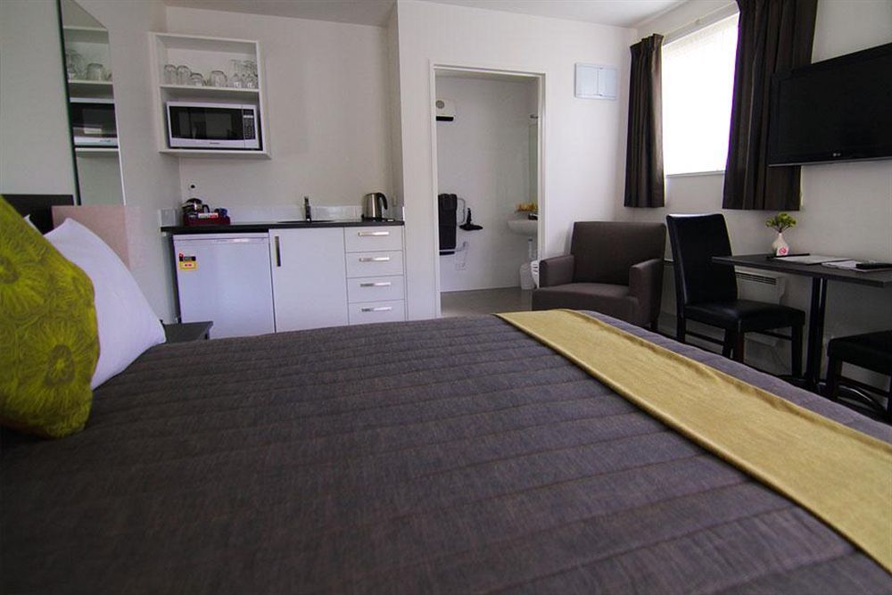 Airport Palms Motel Крайстчерч Екстер'єр фото